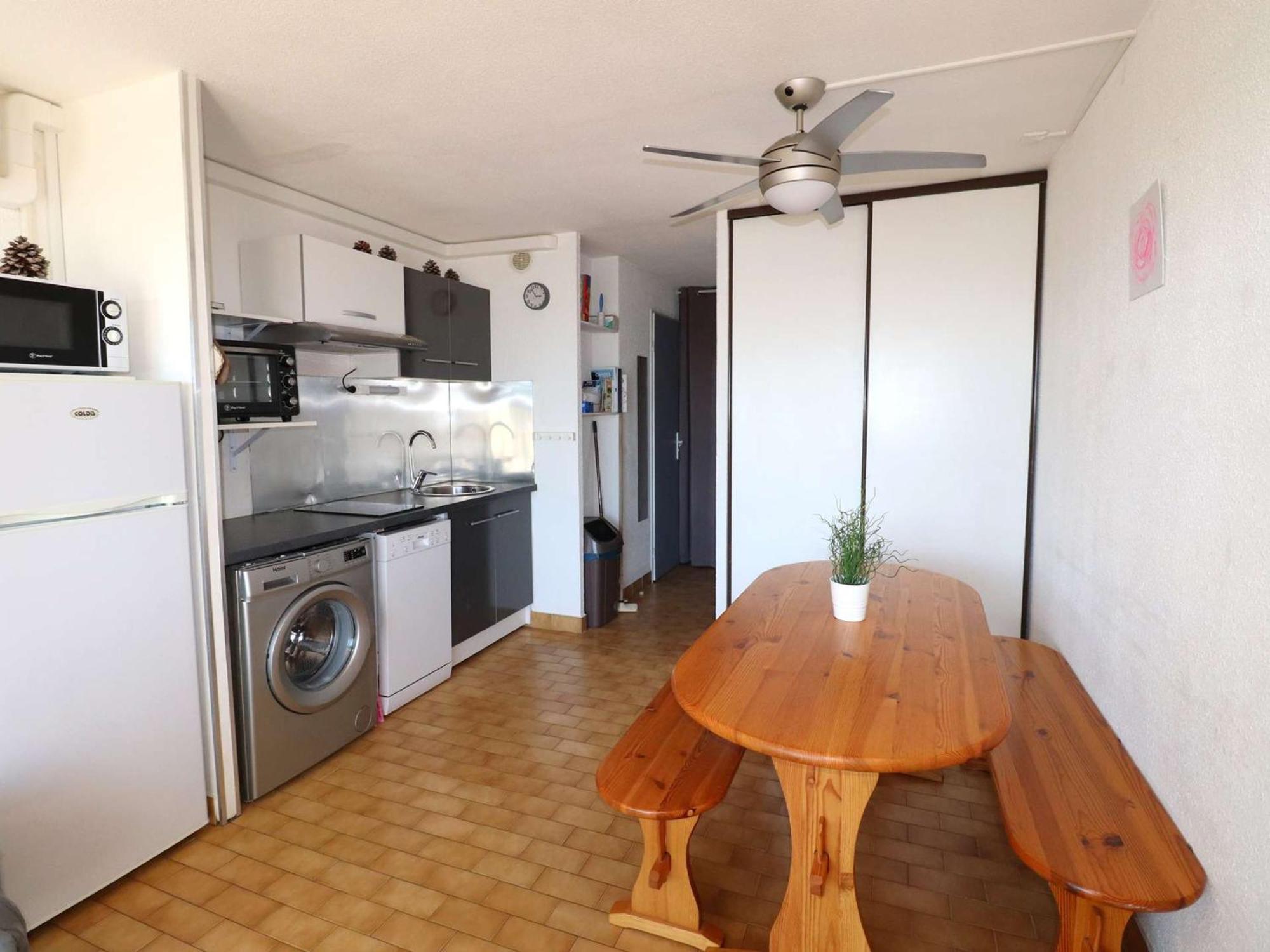 Studio Climatise Double Cabine Avec Piscine Et Parking A 650M De La Plage - Fr-1-307-140 Le Grau-du-Roi Buitenkant foto